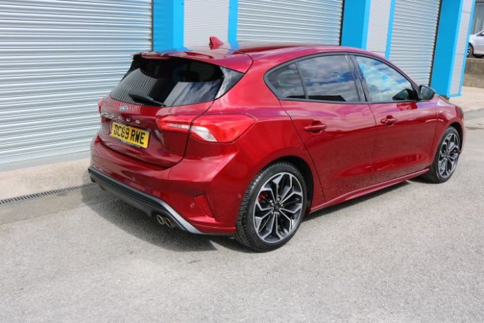 Ford Focus 1.0 ST-LIne X Hatchback Petrol Ruby Red