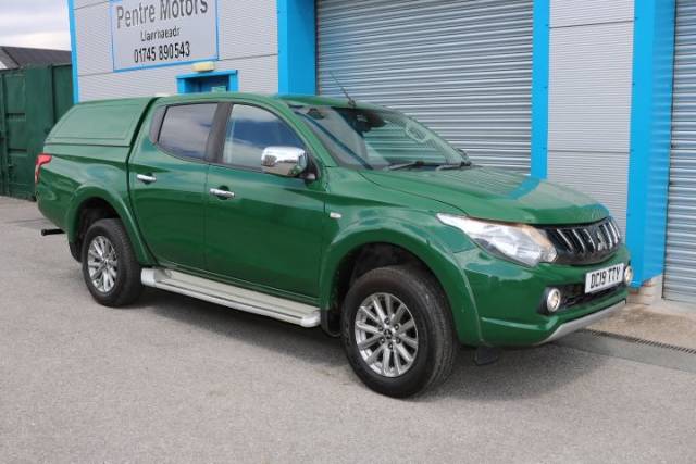 2019 Mitsubishi L200 2.4 Double Cab DI-D 178 Titan 4WD