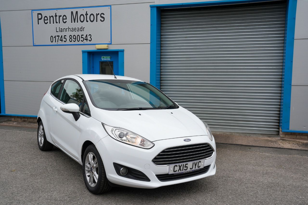 2015 Ford Fiesta