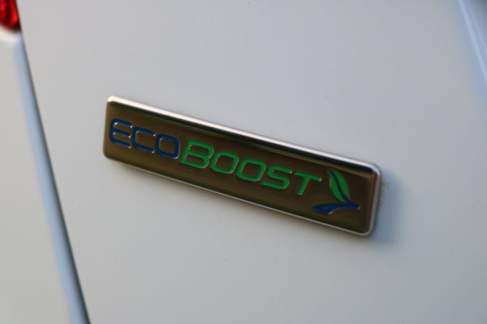 Ford Fiesta 1.0 EcoBoost Titanium 5dr Hatchback Petrol White