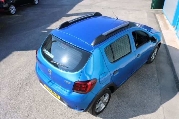 Dacia Sandero Stepway 0.9 TCe Laureate 5dr Hatchback Petrol Blue