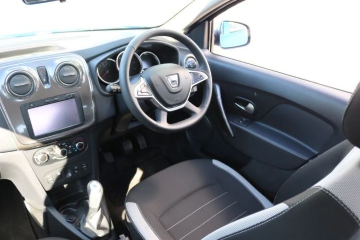 Dacia Sandero Stepway 0.9 TCe Laureate 5dr Hatchback Petrol Blue
