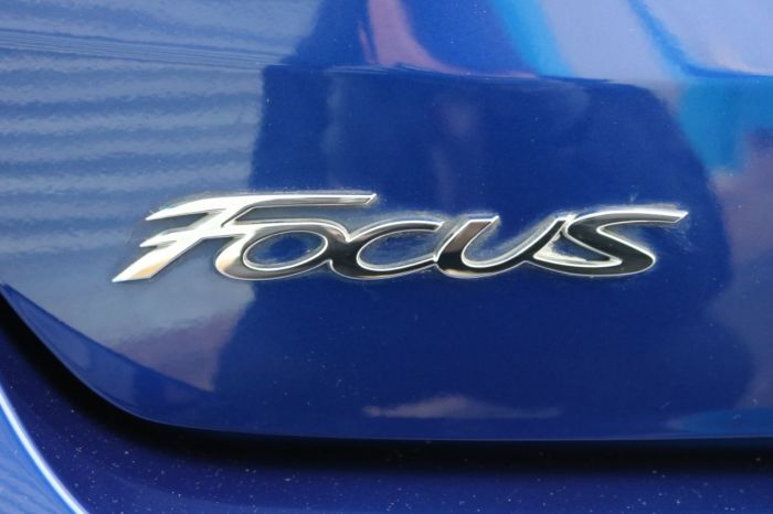 Ford Focus 1.0 EcoBoost 140 ST-Line X 5dr Hatchback Petrol Blue