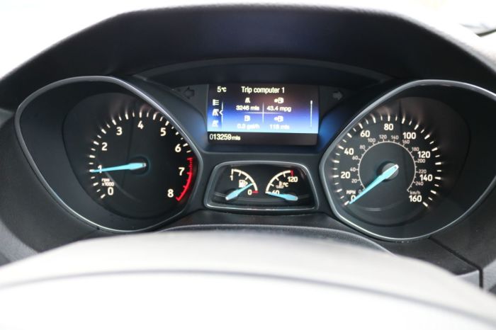 Ford Focus 1.0 EcoBoost 140 ST-Line X 5dr Hatchback Petrol Blue